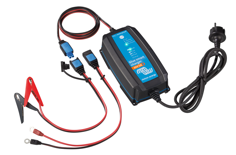 Blue-Smart-IP65-Charger-24V-5A-2.png